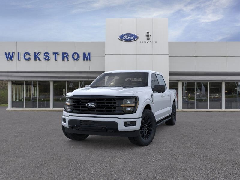2025 Ford F-150 XLT photo 2