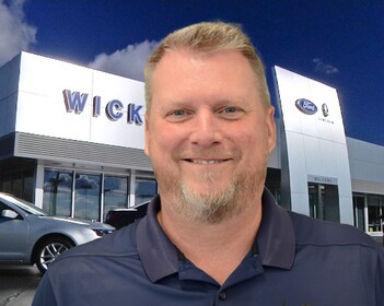 Staff member Ryan Dicken from ID_8de9a2