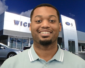 Staff member Derrian Warren from ID_242872