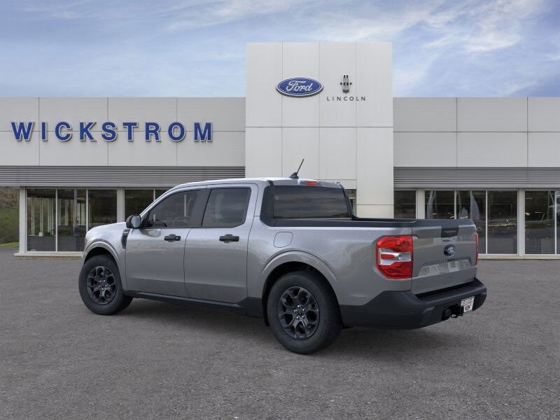 2025 Ford Maverick XLT photo 2