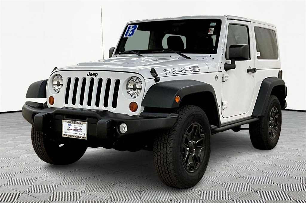 2013 Jeep Wrangler Sahara's photo