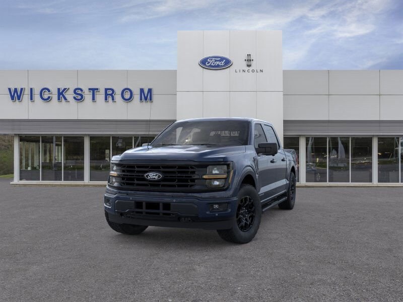 2025 Ford F-150 XLT photo 2