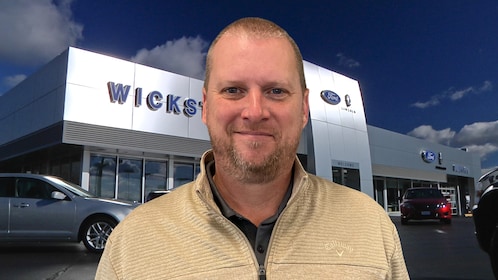 Staff member Ryan Dicken from ID_8de9a2