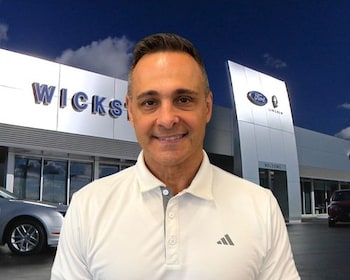 Staff member Rob Palazzo from ID_97ae5c