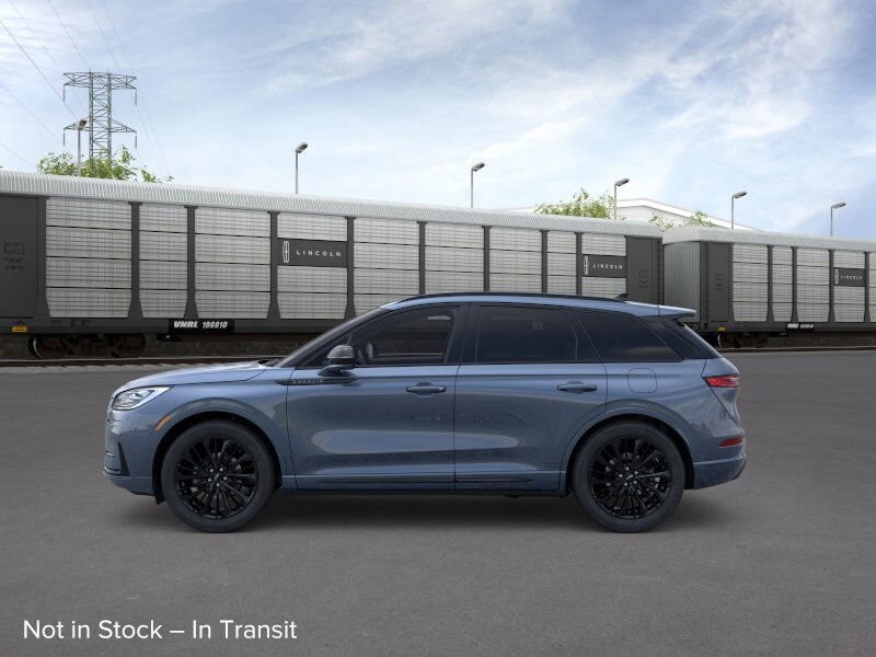 2026 Lincoln Corsair Reserve photo 3