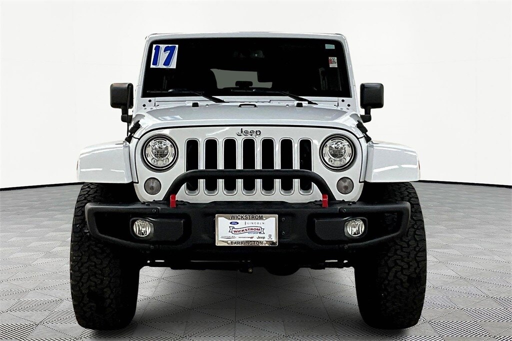 Used 2017 Jeep Wrangler Unlimited Sahara SUV