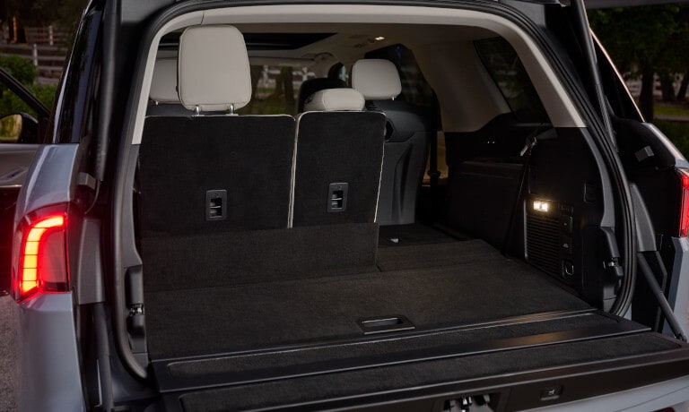 2027 Lincoln Navigator cargo space