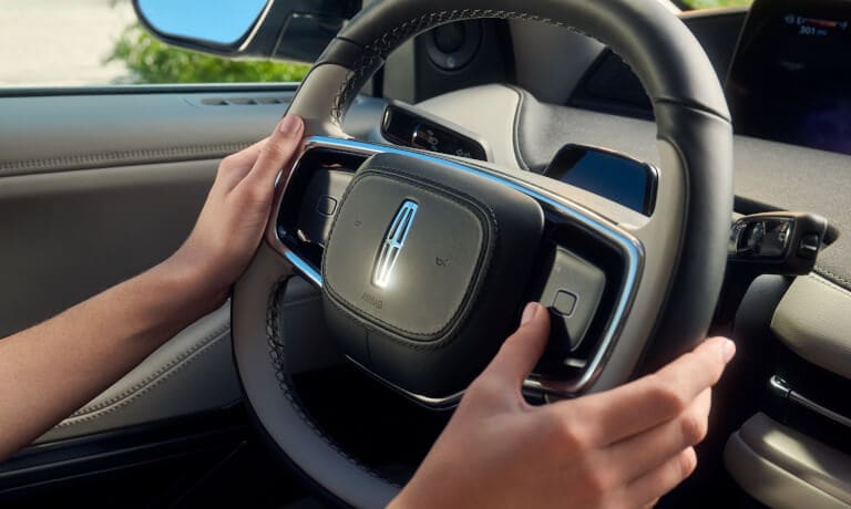 2025 Lincoln Navigator steering wheel