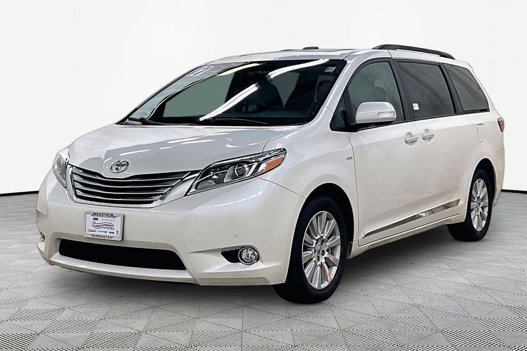 Used 2017 Toyota Sienna Limited Minivan/Van