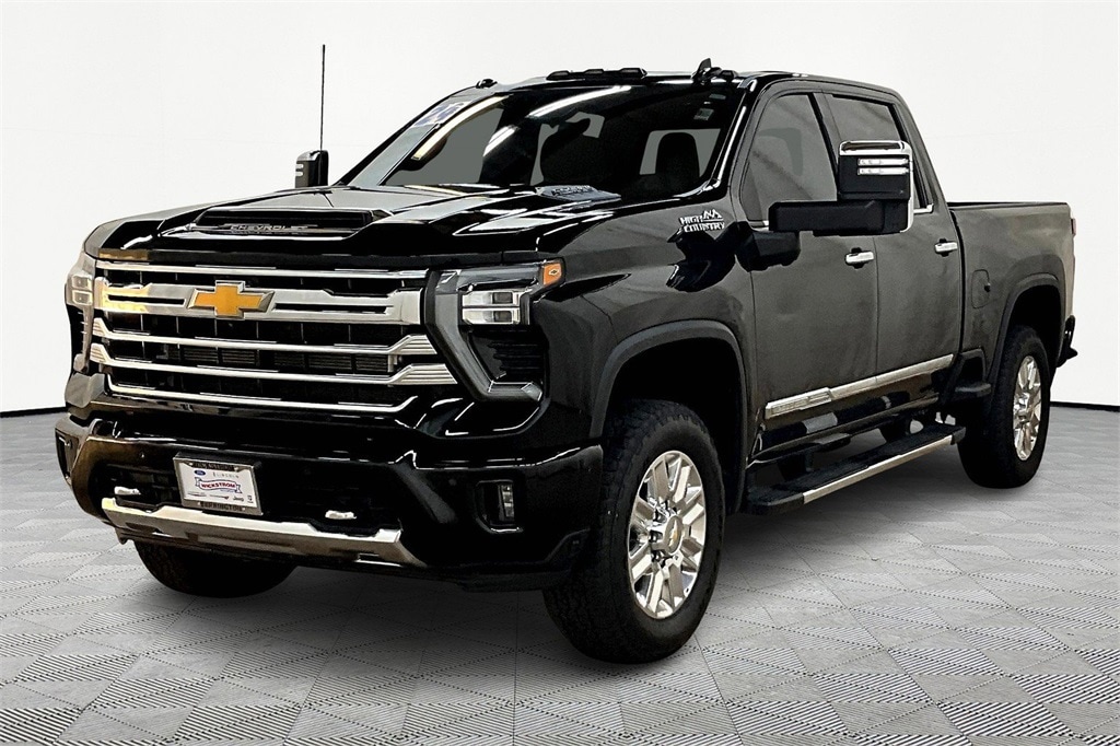 Used 2024 Chevrolet Silverado 2500HD High Country Truck