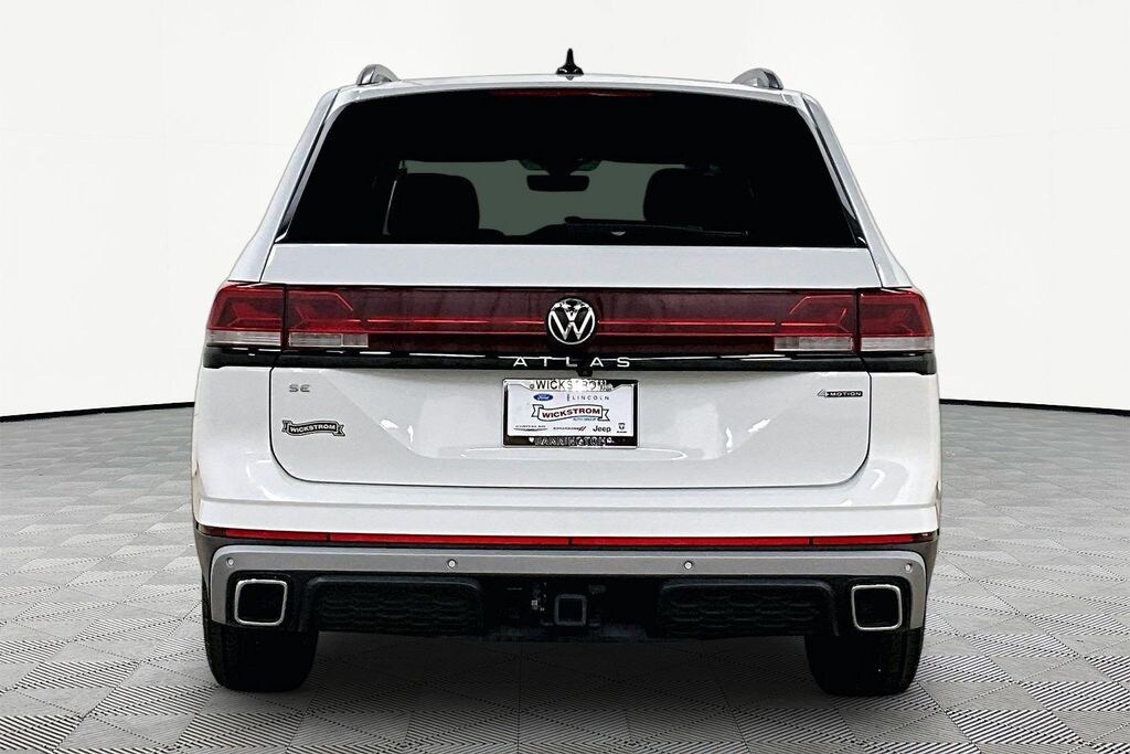 Used 2024 Volkswagen Atlas 2.0T Peak Edition SE w/Technology SUV