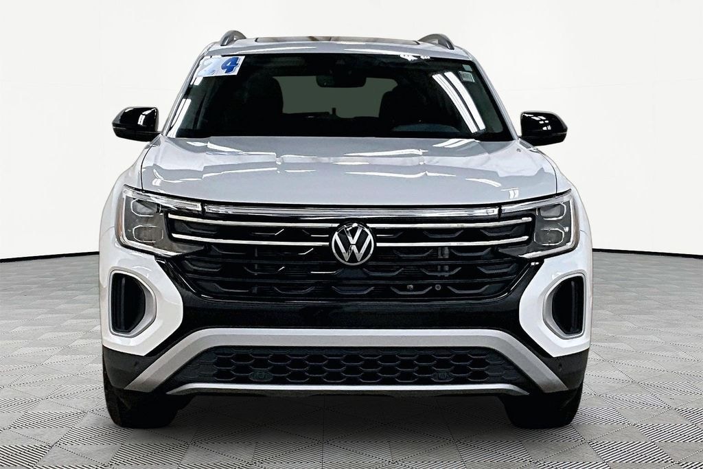 Used 2024 Volkswagen Atlas 2.0T Peak Edition SE w/Technology SUV
