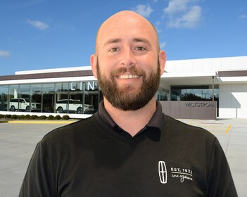 Staff member Josh Reed from ID_544ea0