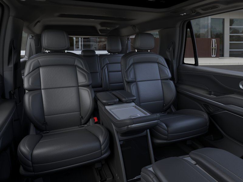 2025 Lincoln Navigator Reserve L - Photo 11