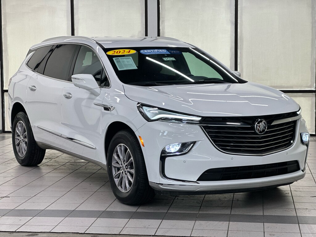 2024 Buick Enclave Premium photo 2
