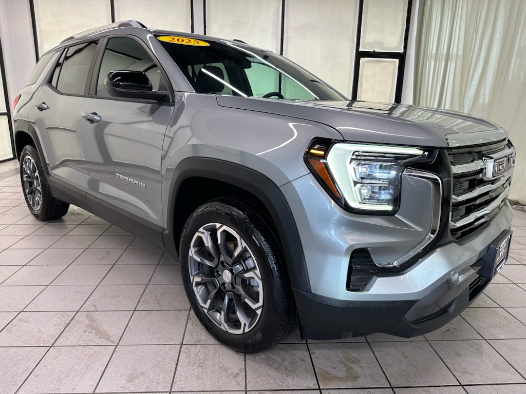 Used 2025 GMC Terrain Elevation SUV