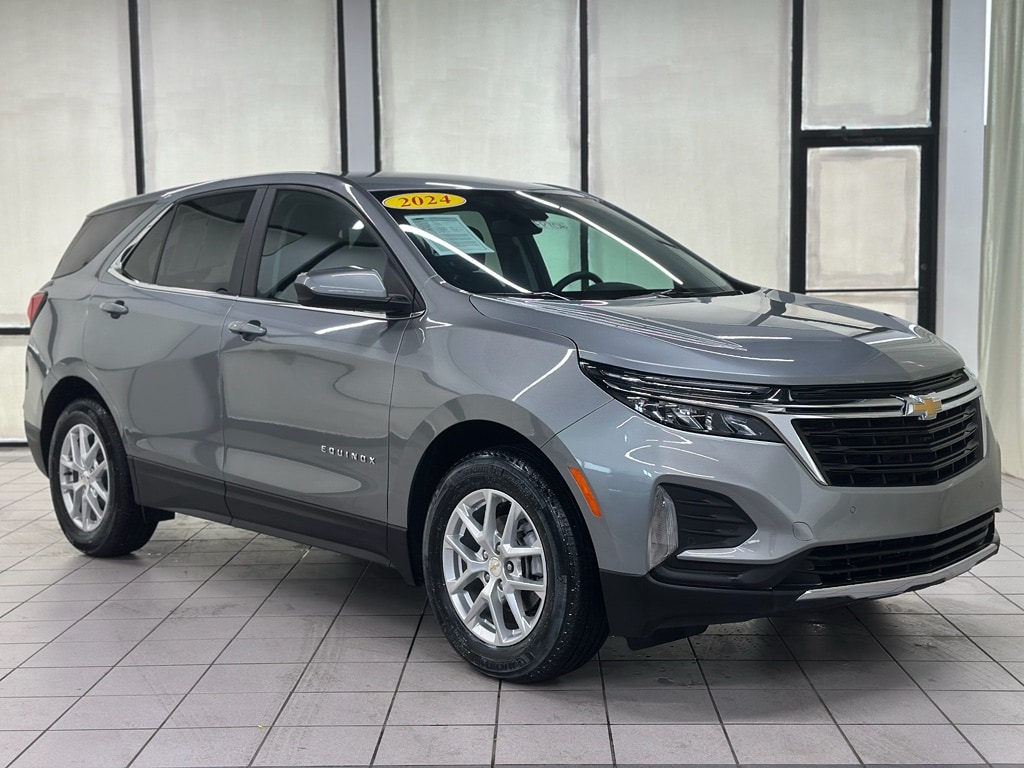 2024 Chevrolet Equinox LT's photo