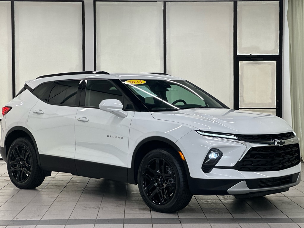 2024 Chevrolet Blazer 2.0T 2LT AWD's photo