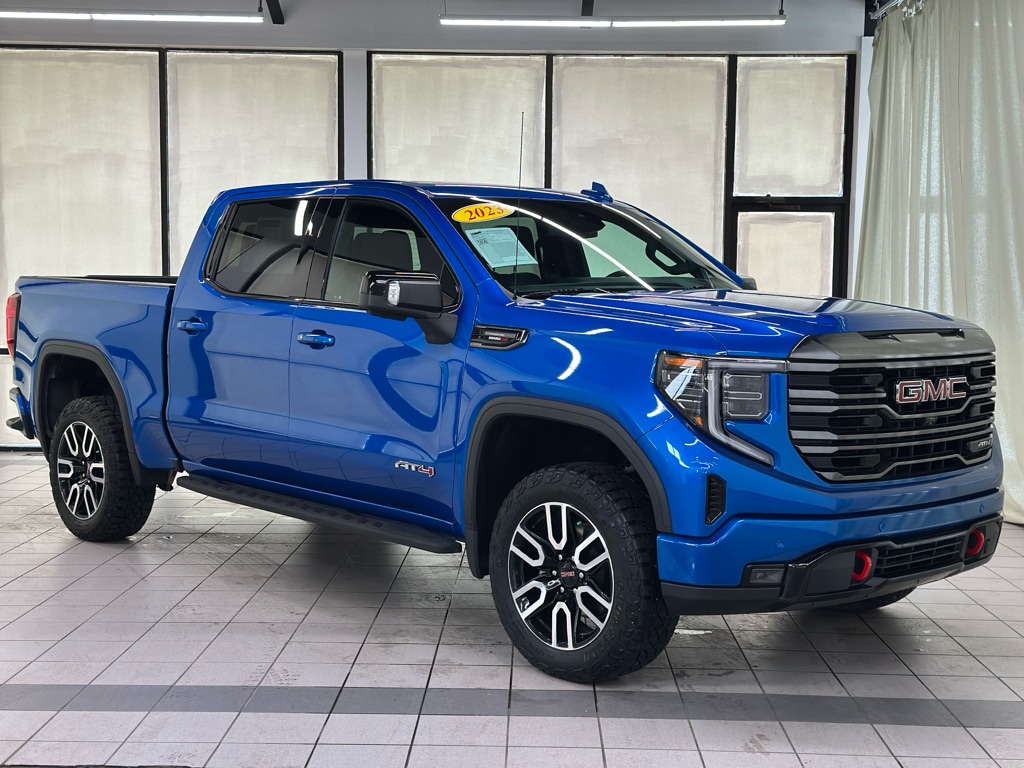 2023 GMC Sierra 4WD Crew Cab Short Box AT4's photo