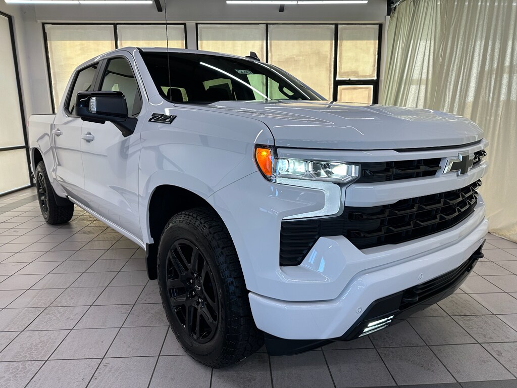 2026 Chevrolet Silverado 1500 RST photo 2