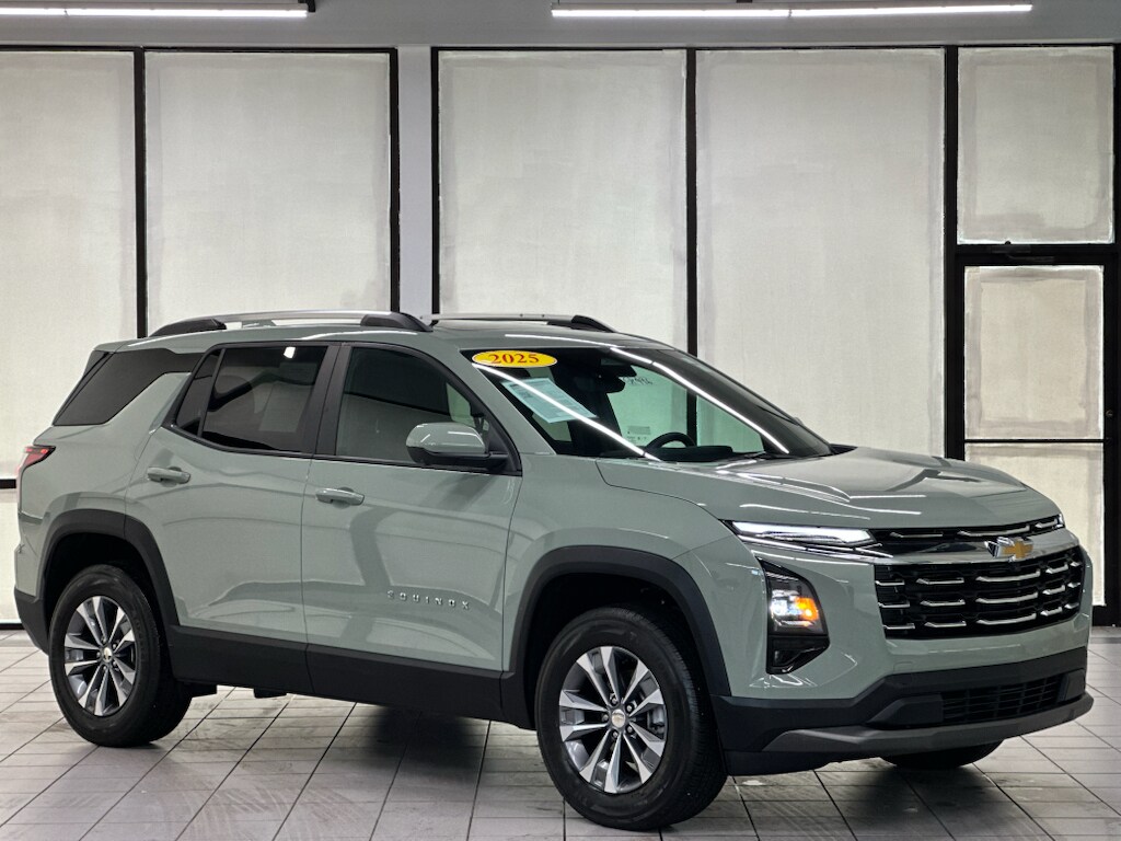 Used 2025 Chevrolet Equinox LT SUV