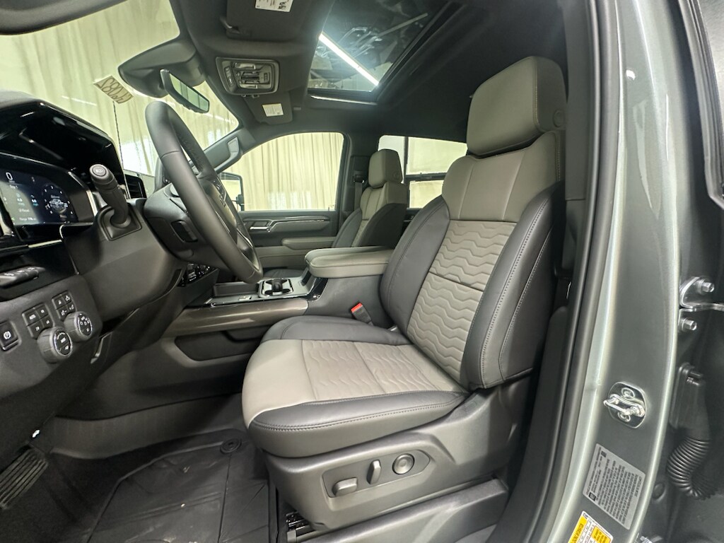 2026 Chevrolet Silverado 2500 HD ZR2 - Photo 26