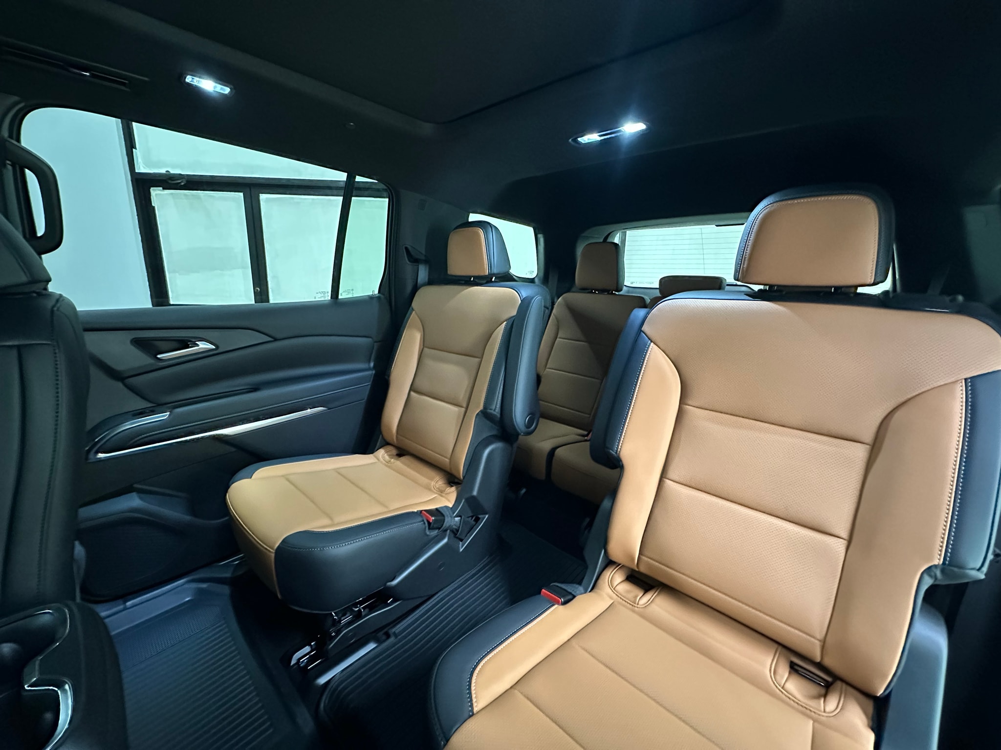 2027 Chevrolet Traverse Z71 - Photo 14