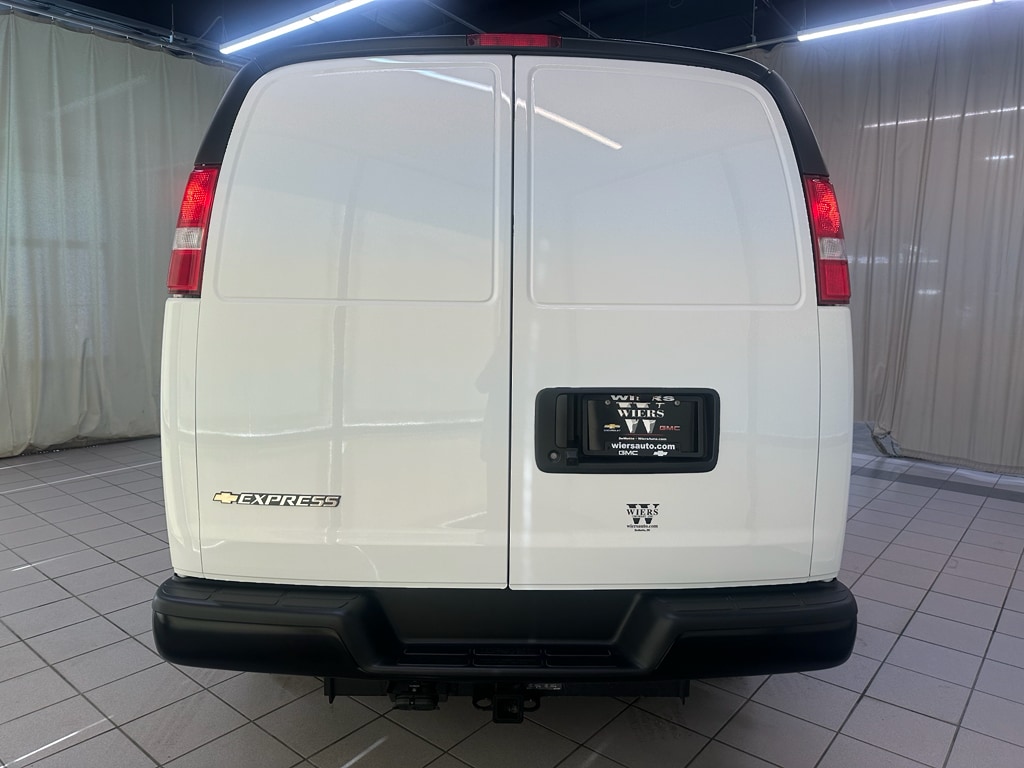 2026 Chevrolet Express Cargo Work Van - Photo 6