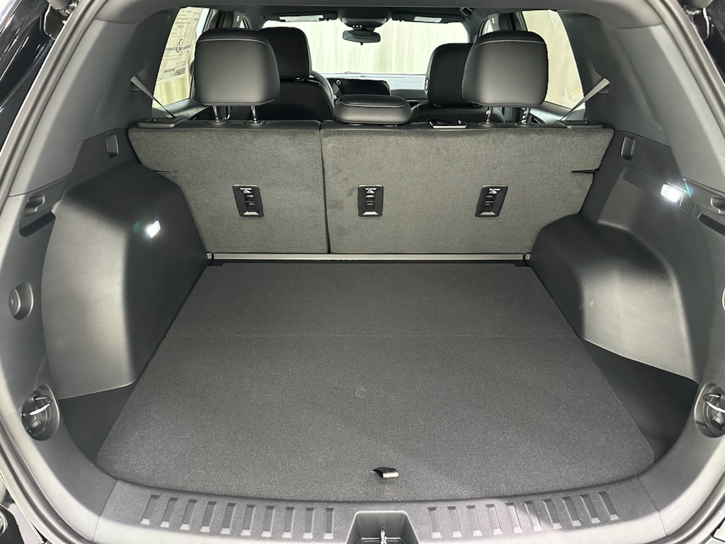 2027 Chevrolet Equinox LT - Photo 15