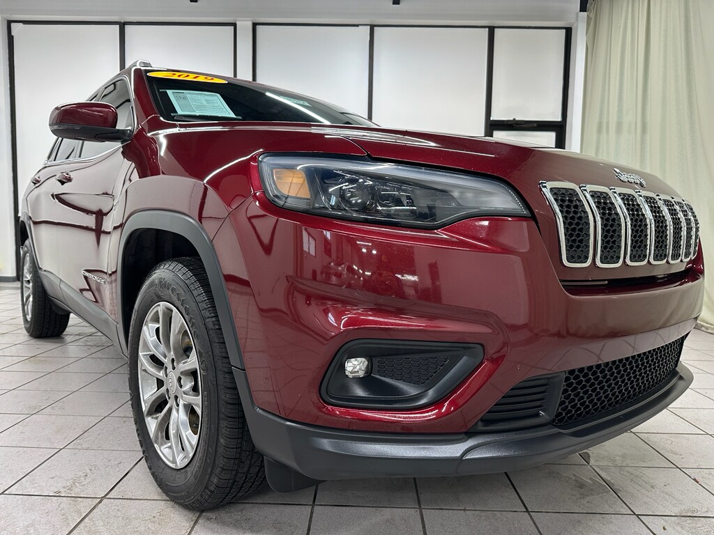 Used 2019 Jeep Cherokee Latitude Plus SUV