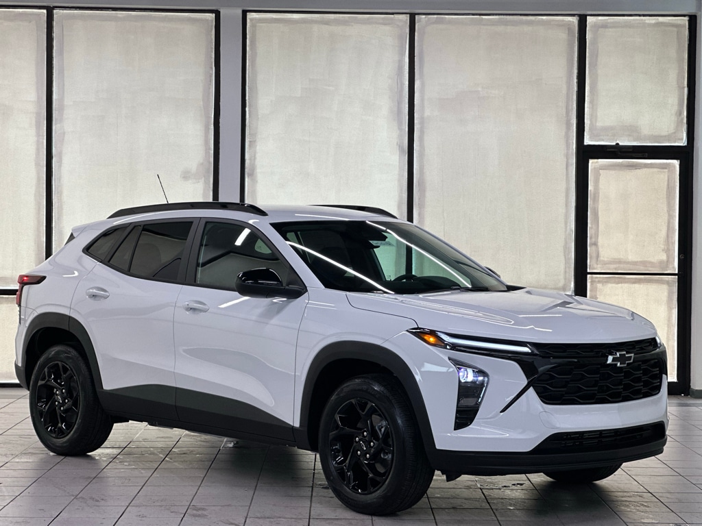New 2026 Chevrolet Trax LT SUV