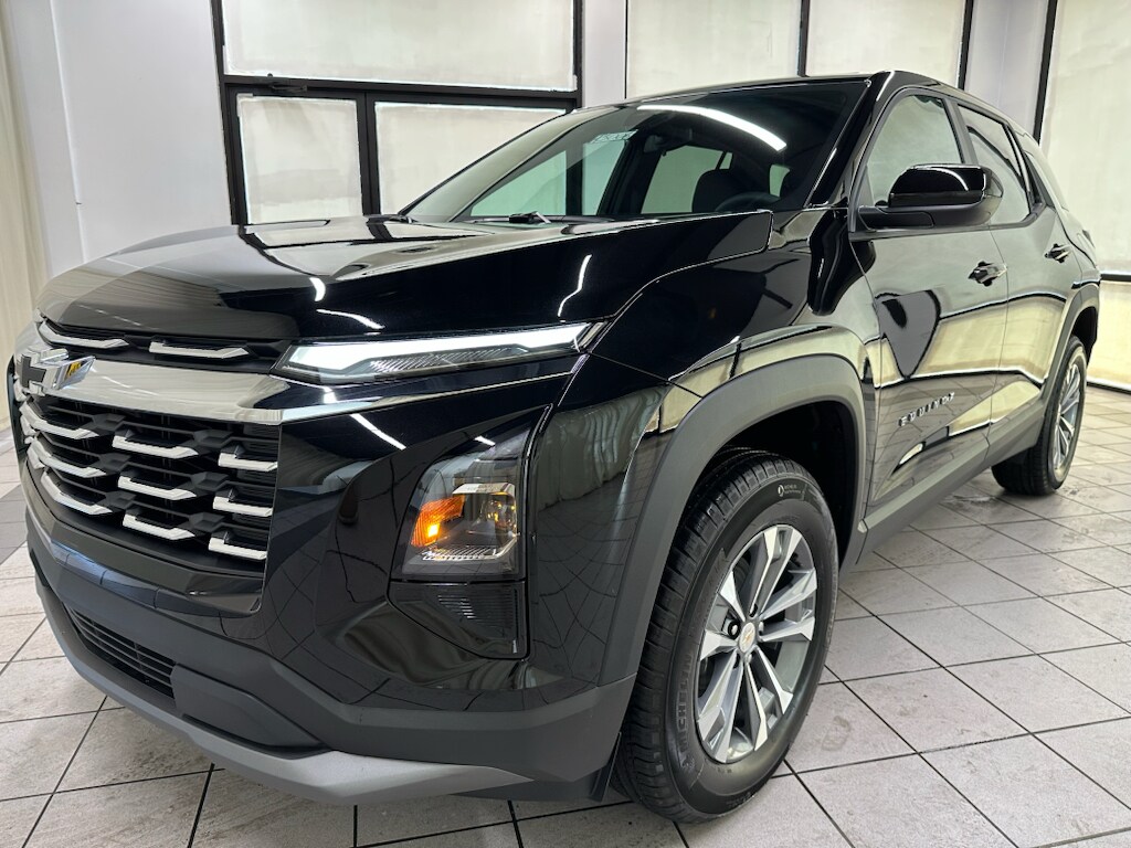 2027 Chevrolet Equinox LT - Photo 13
