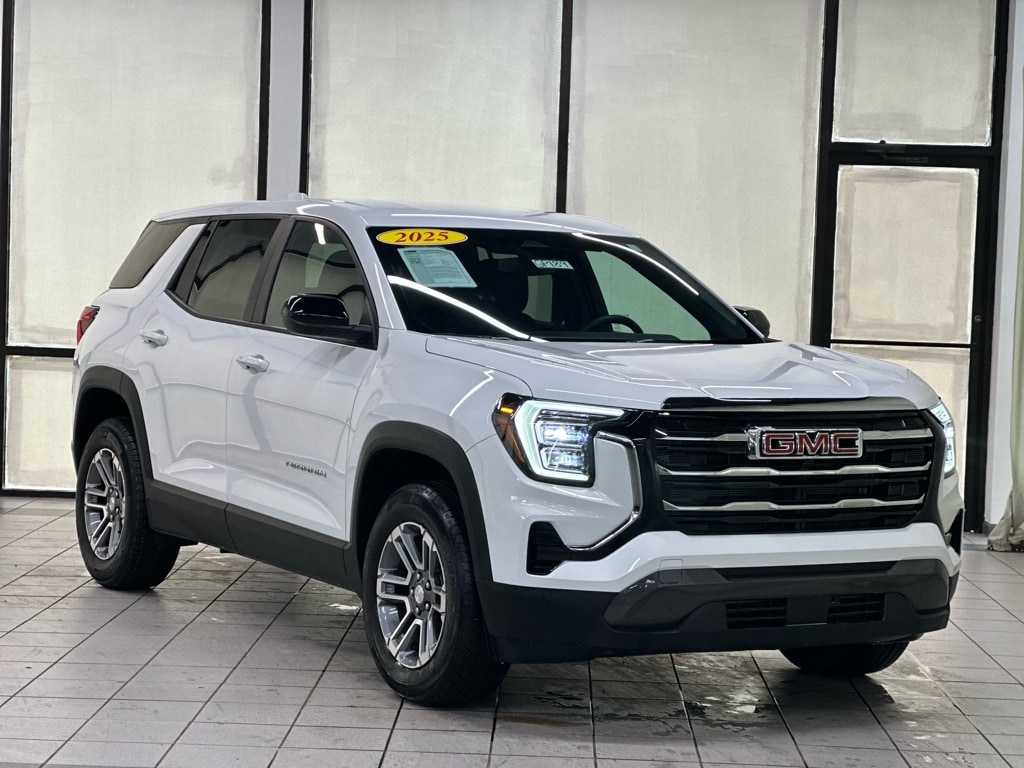 2025 GMC Terrain Elevation AWD's photo