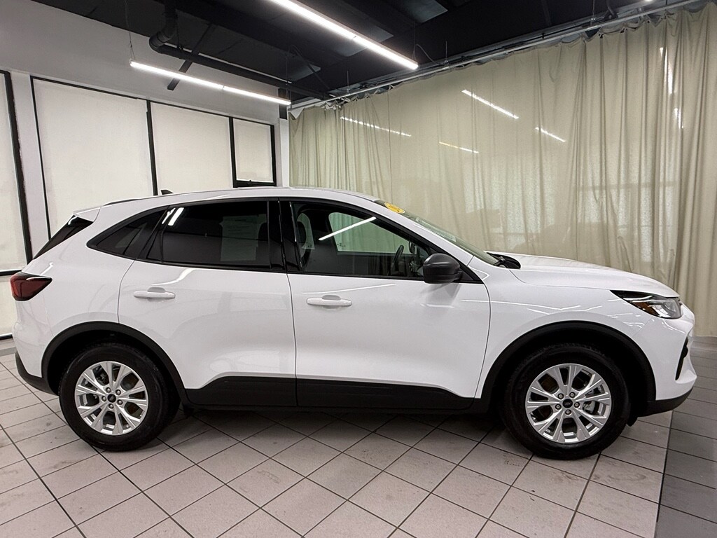 Used 2025 Ford Escape Active SUV