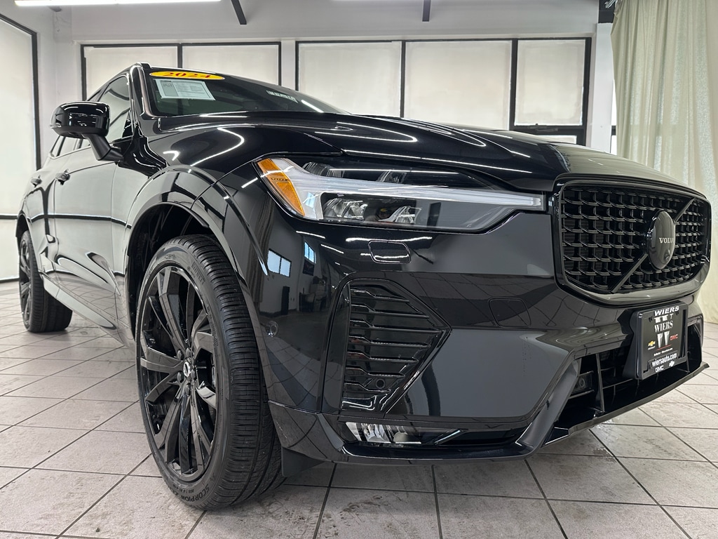 Used 2024 Volvo XC60 Ultimate Black Edition SUV