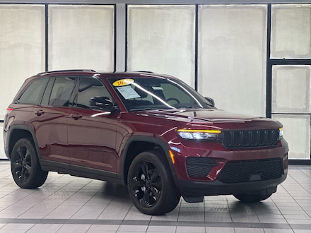 2024 Jeep Grand Cherokee Altitude 4x4 SUV