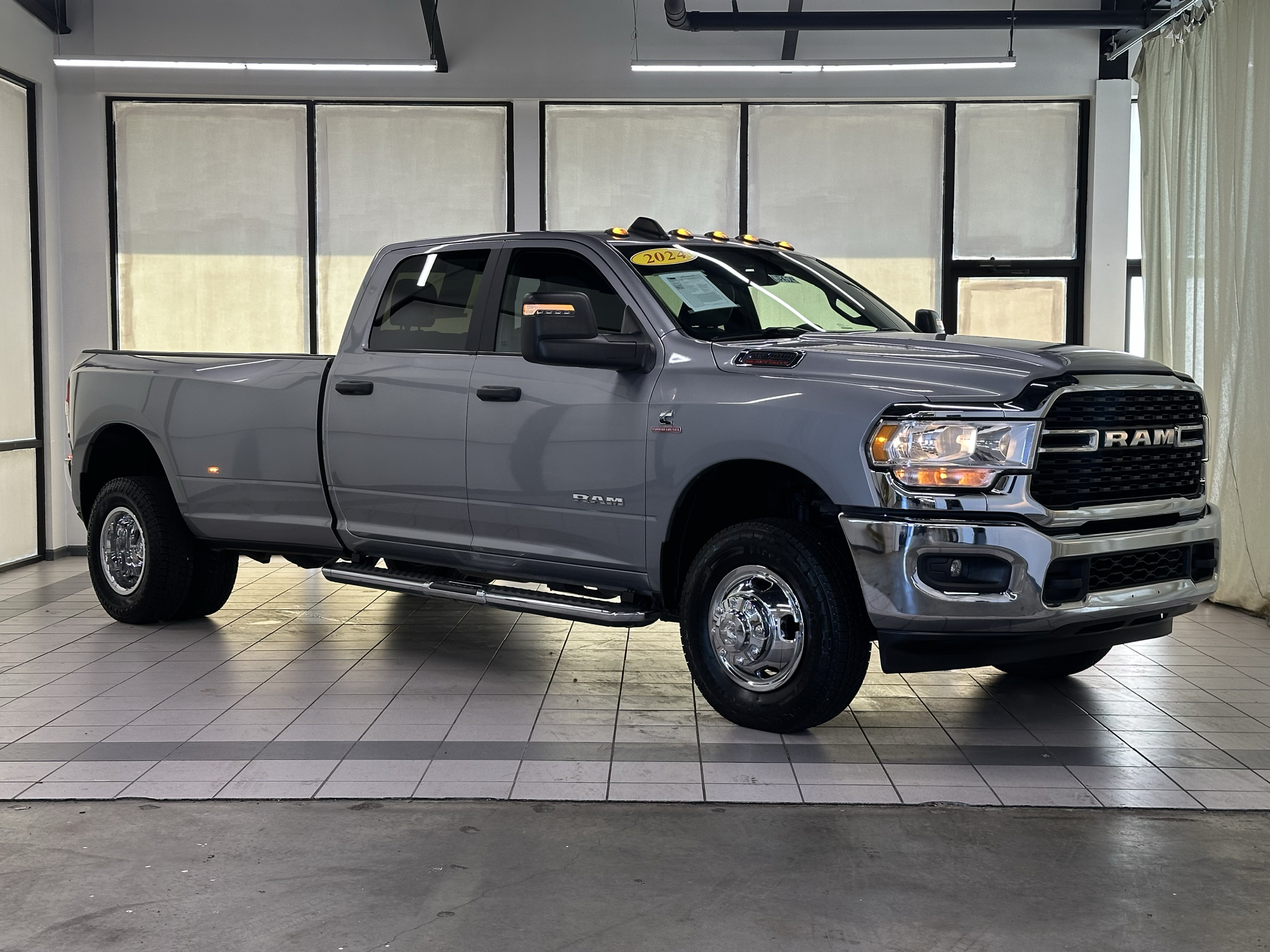 2024 Ram 3500 Big Horn Truck Crew Cab