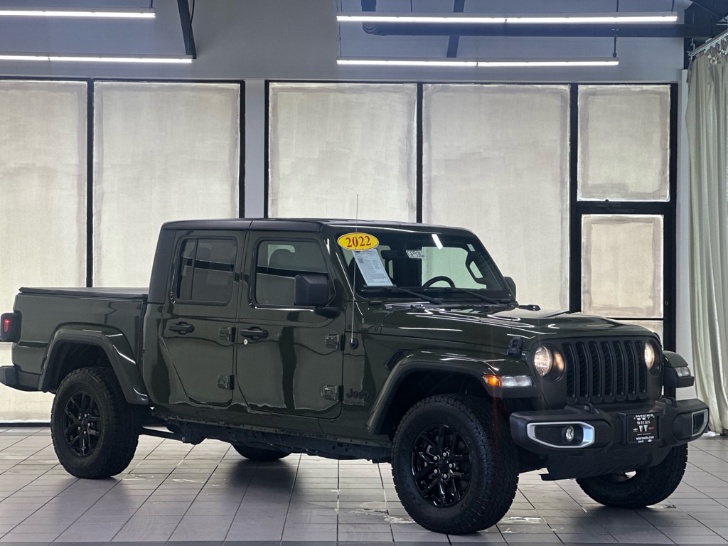 2022 Jeep Gladiator Sport S's photo