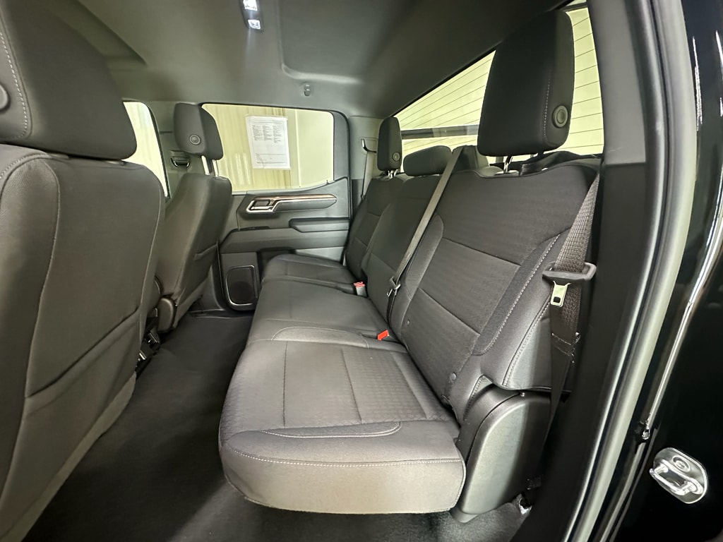 2025 Chevrolet Silverado 1500 LT - Photo 22