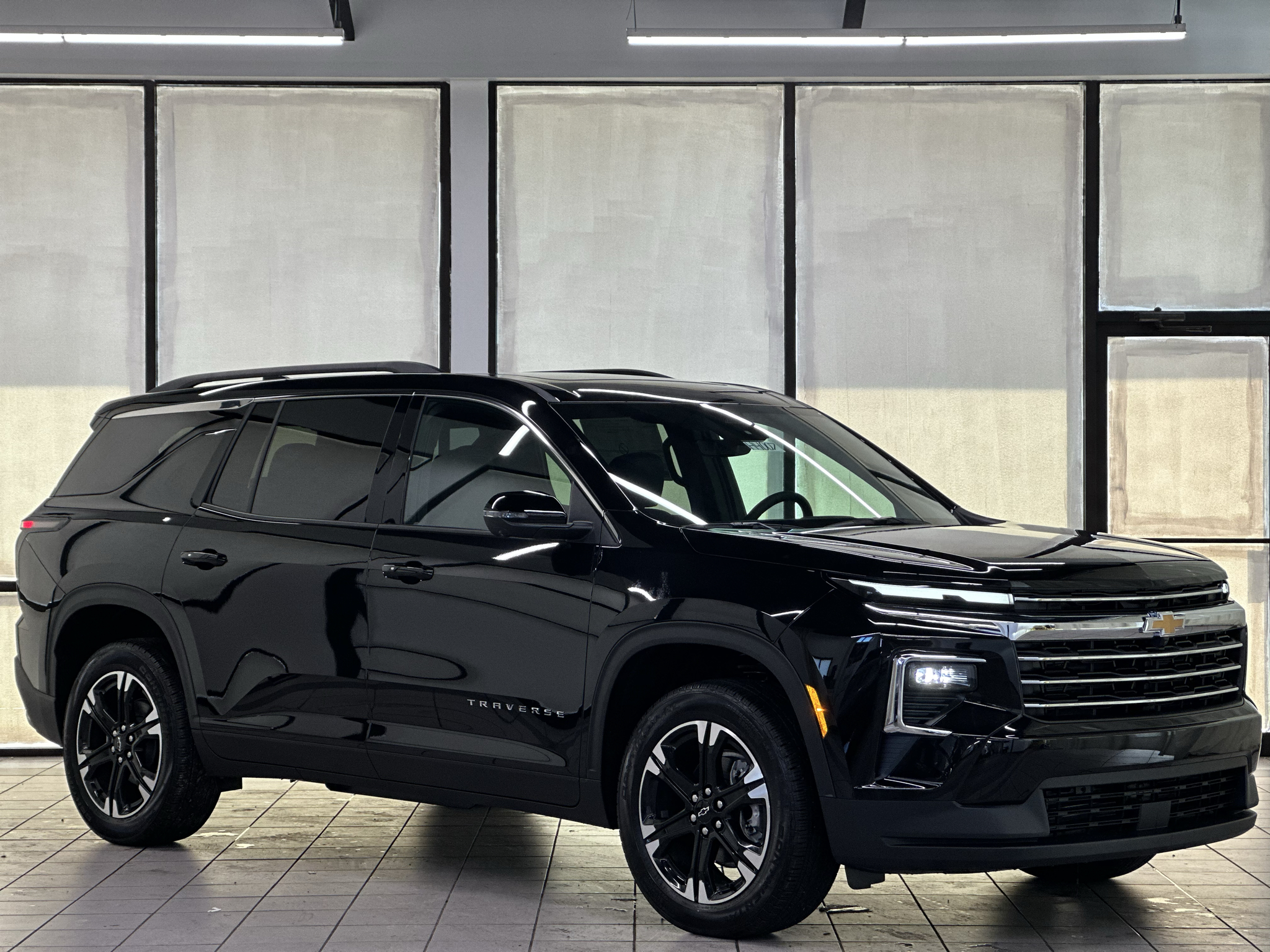 2027 Chevrolet Traverse LT SUV