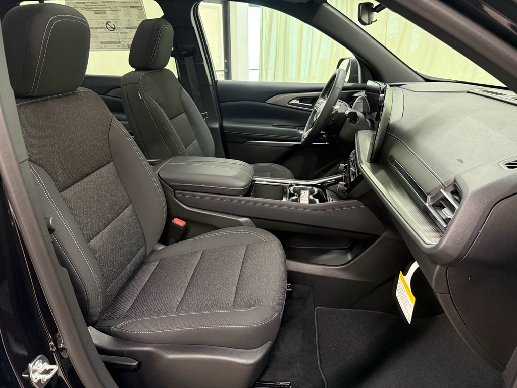 2026 Chevrolet Traverse LT - Photo 26