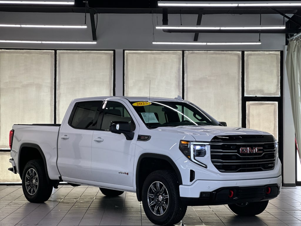 Used 2025 GMC Sierra 1500 AT4 Truck Crew Cab