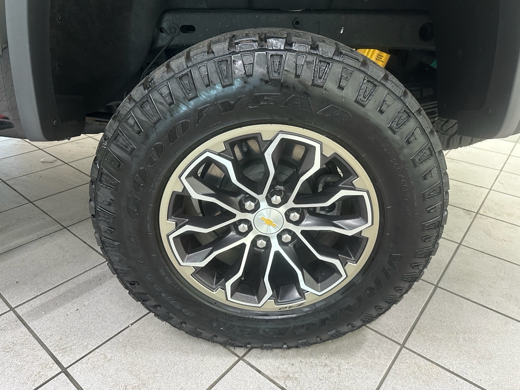 2022 Chevrolet Colorado ZR2 - Photo 15
