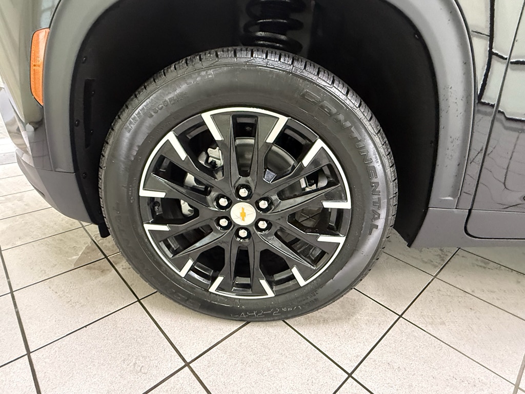 2026 Chevrolet Traverse LT - Photo 12