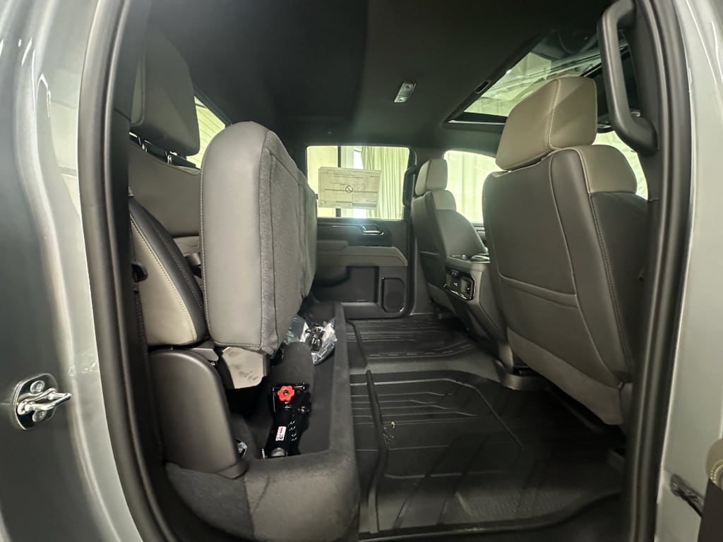 2026 Chevrolet Silverado 2500 HD ZR2 - Photo 22