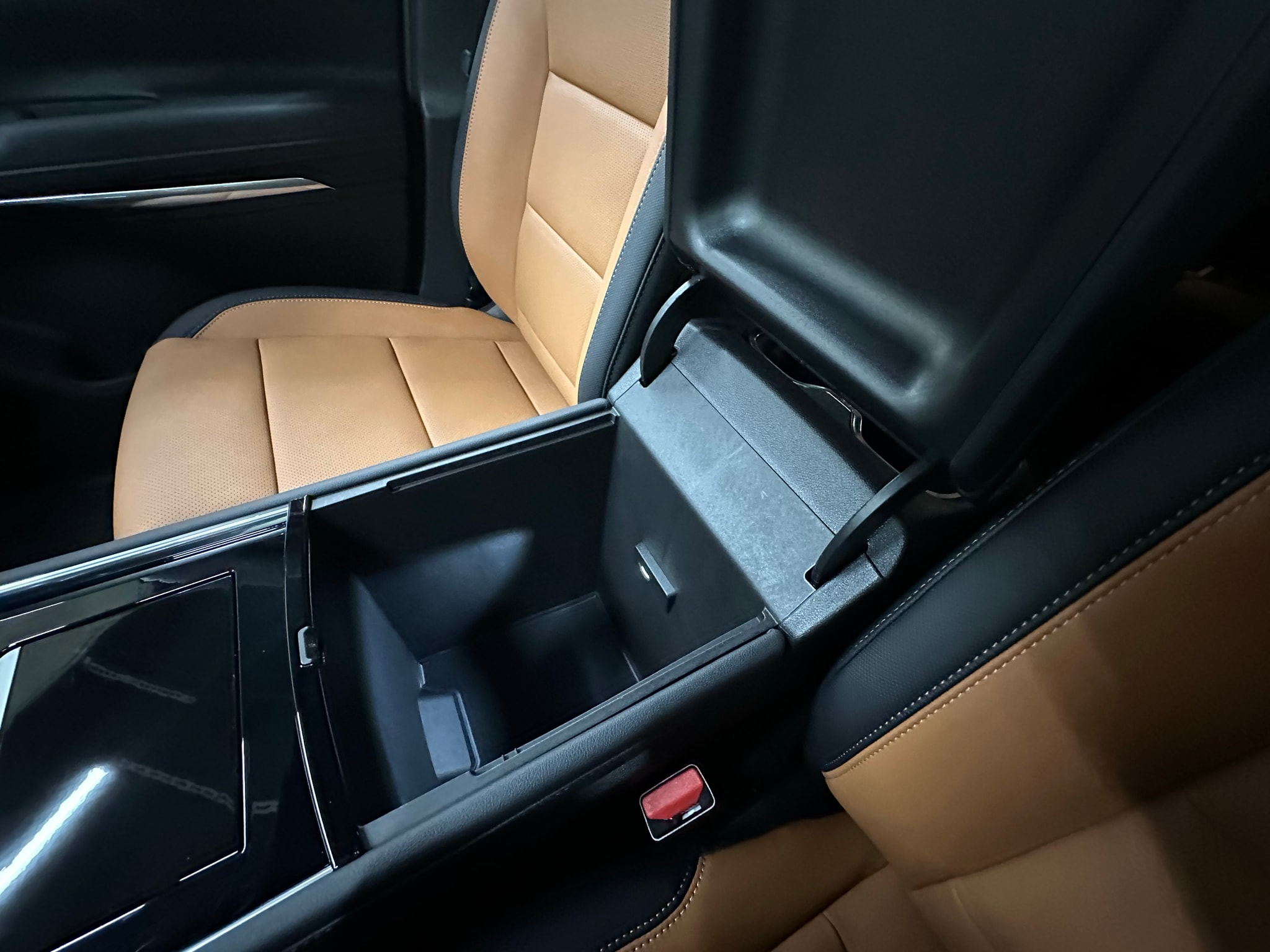2027 Chevrolet Traverse Z71 - Photo 39