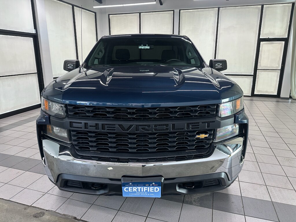 2020 Chevrolet Silverado 1500 photo 2