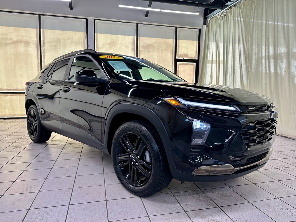 2025 Chevrolet Trax ACTIV photo 3