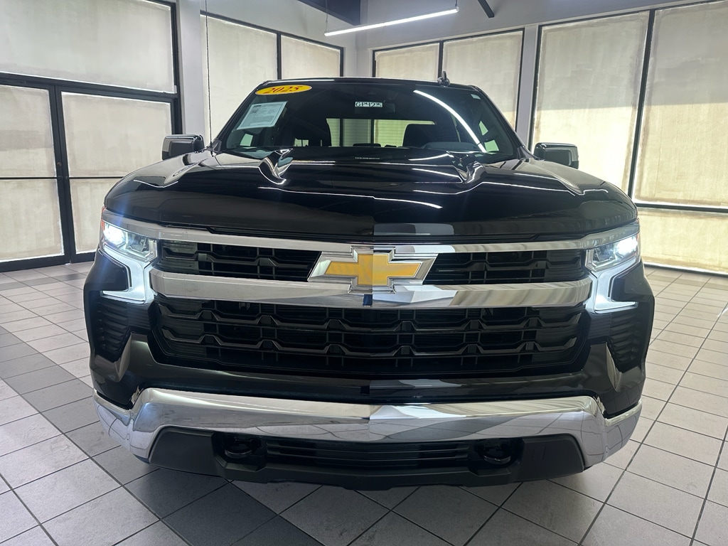 2025 Chevrolet Silverado 1500 LT - Photo 13