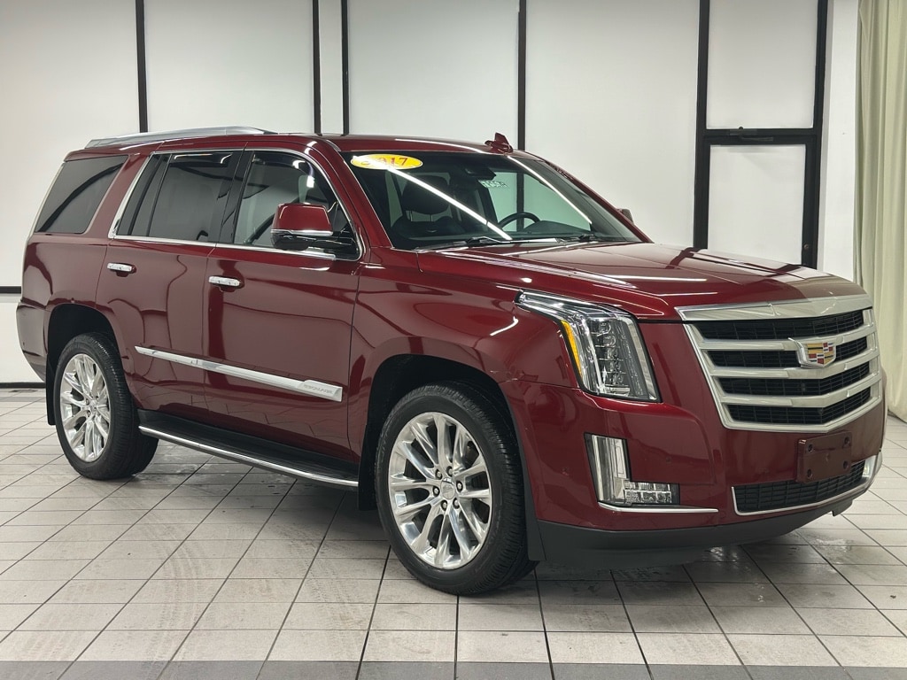 2017 Cadillac Escalade Luxury's photo